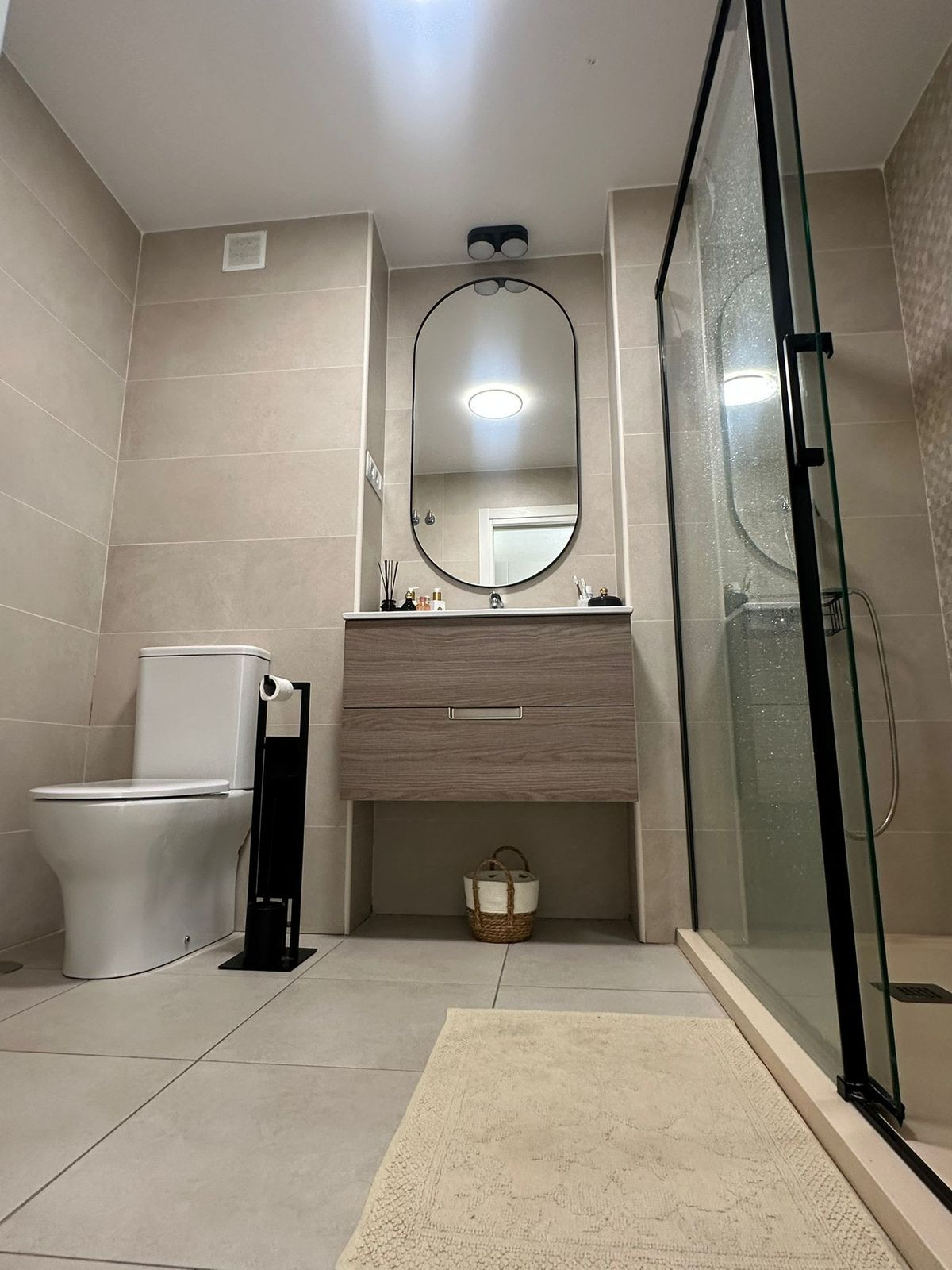 3 Bed, 2 Bath, ApartmentFor Sale, Nueva Andalucia, Malaga