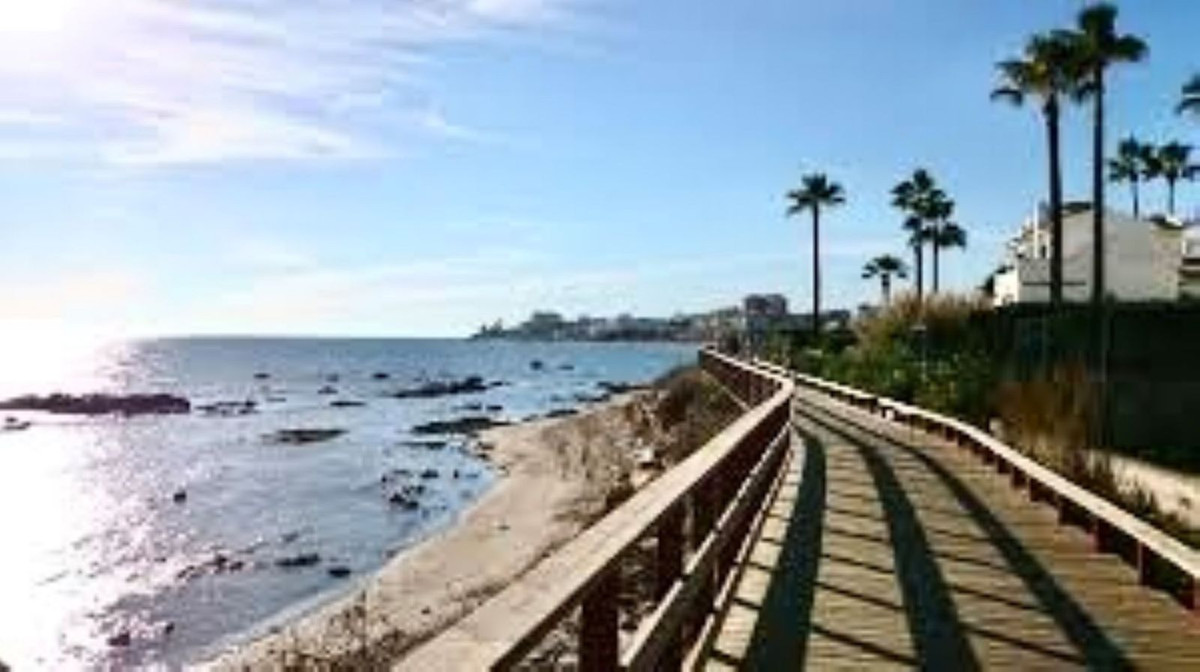 1 Bed, 1 Bath, ApartmentFor Sale, Riviera Del Sol, Malaga
