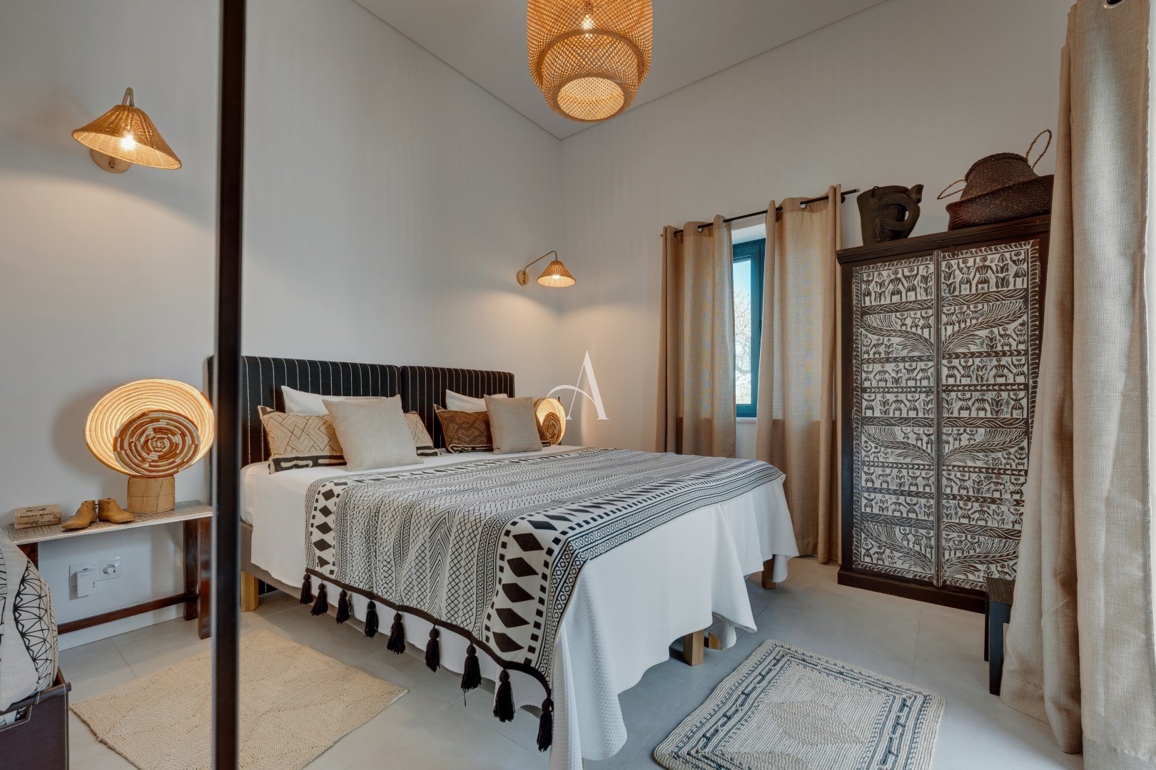 3 Bed, 3 Bath, HouseFor Sale, Moncarapacho, Olhão, Faro