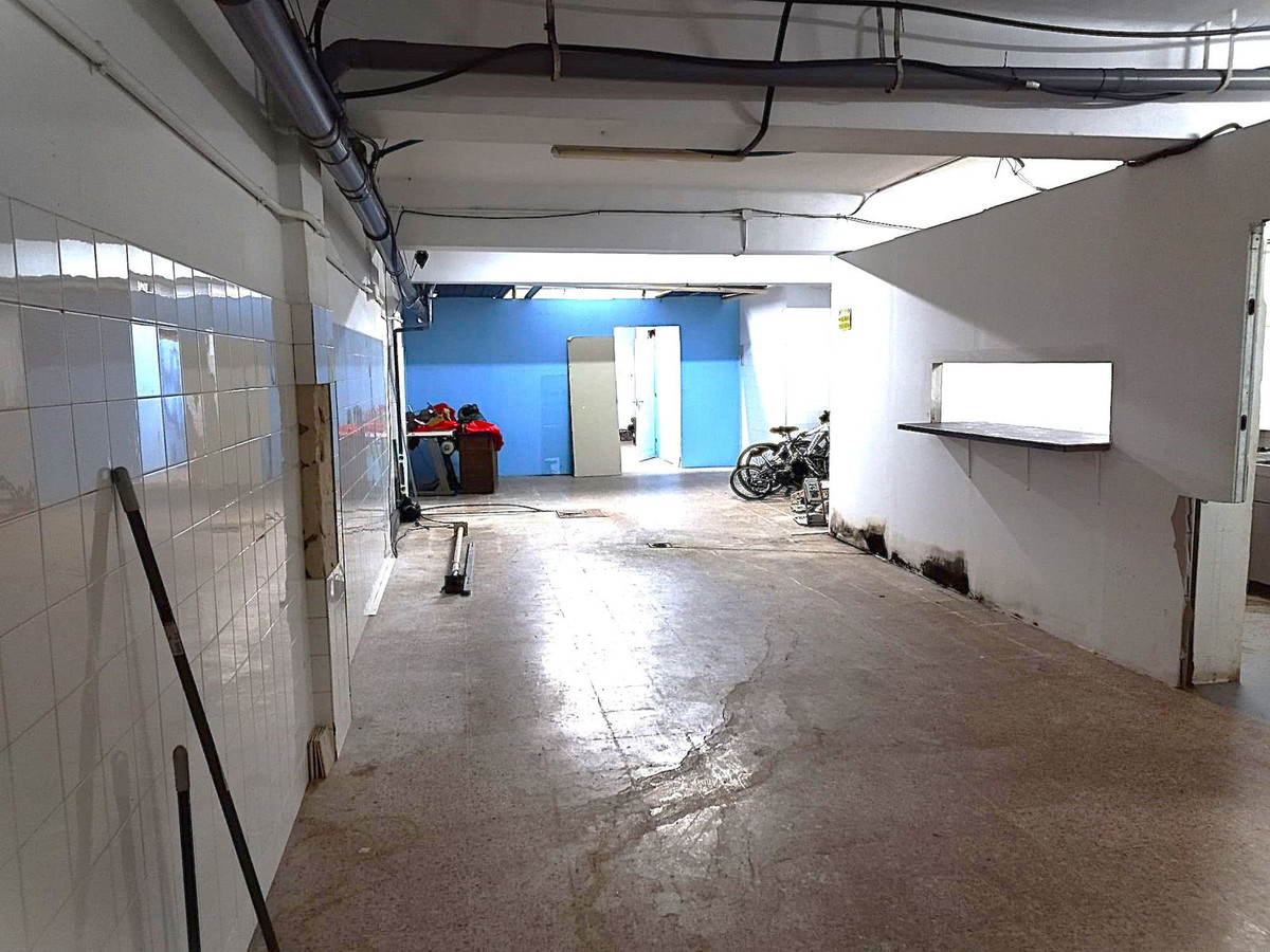 Commercial Property, For Sale