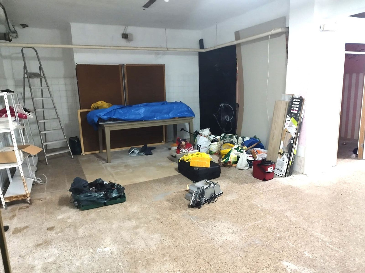 Commercial Property, For Sale