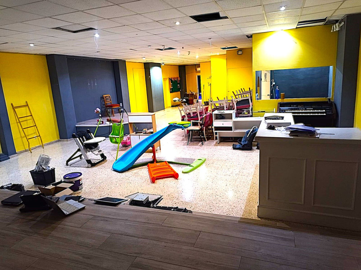 Commercial Property, For Sale