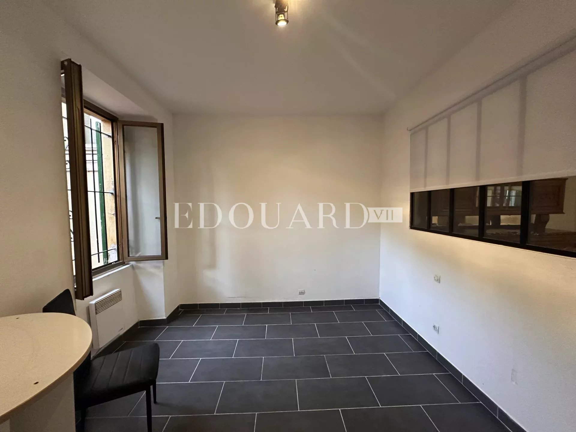 2 Bed, 1 Bath, ApartmentFor Sale, Menton, Alpes-Maritimes