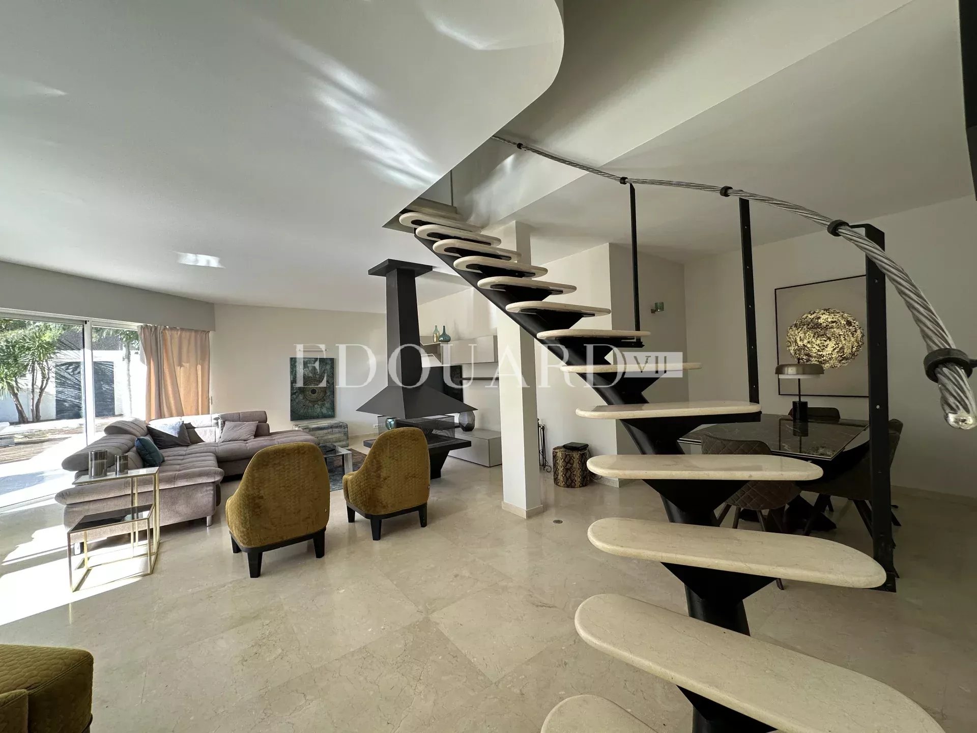 3 Bed, 2 Bath, HouseFor Sale, Roquebrune-Cap-Martin, Alpes-Maritimes