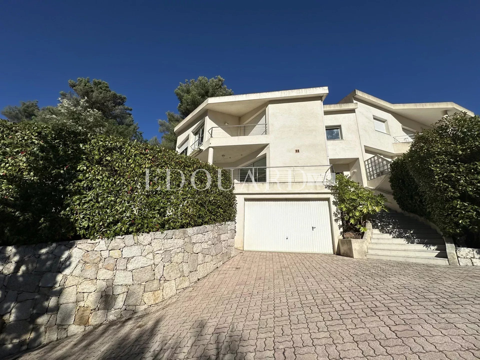 3 Bed, 2 Bath, HouseFor Sale, Roquebrune-Cap-Martin, Alpes-Maritimes