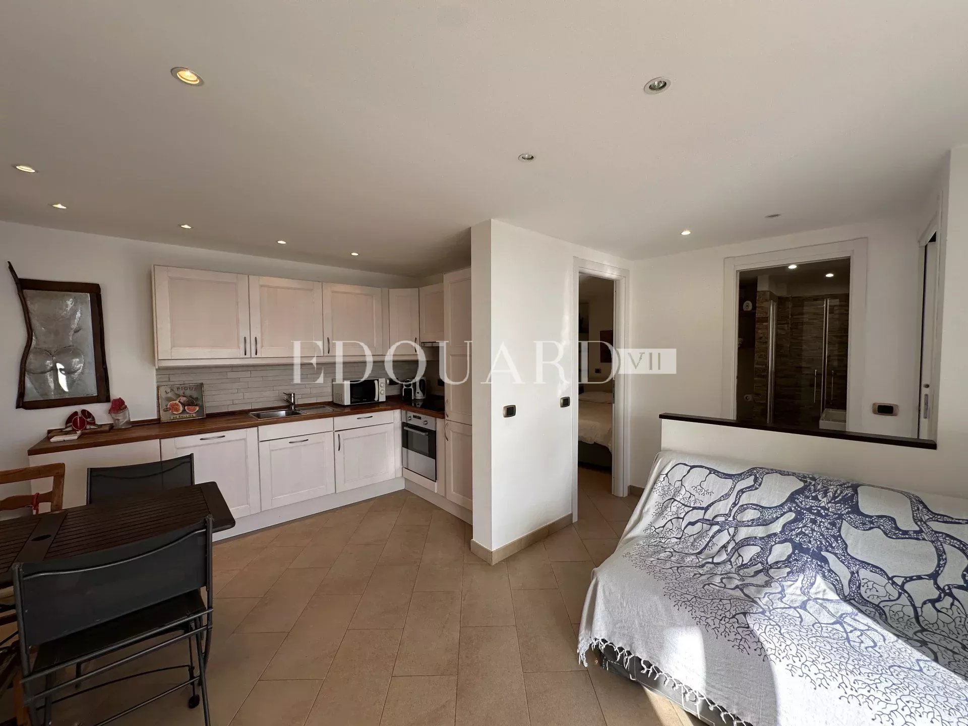 2 Bed, 1 Bath, ApartmentFor Sale, Roquebrune-Cap-Martin, Alpes-Maritimes