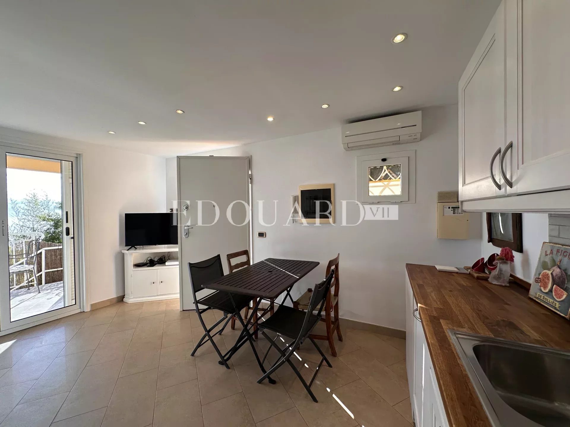 2 Bed, 1 Bath, ApartmentFor Sale, Roquebrune-Cap-Martin, Alpes-Maritimes