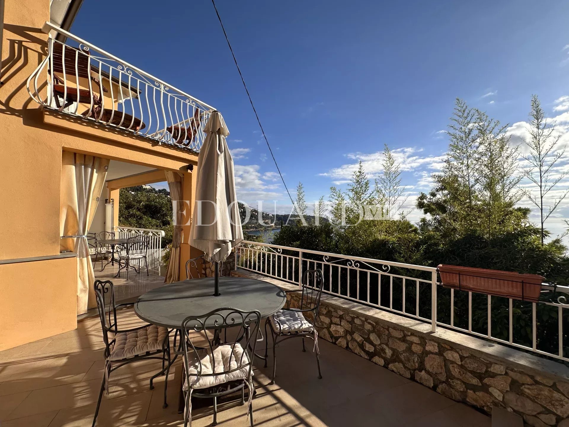 2 Bed, 1 Bath, ApartmentFor Sale, Roquebrune-Cap-Martin, Alpes-Maritimes