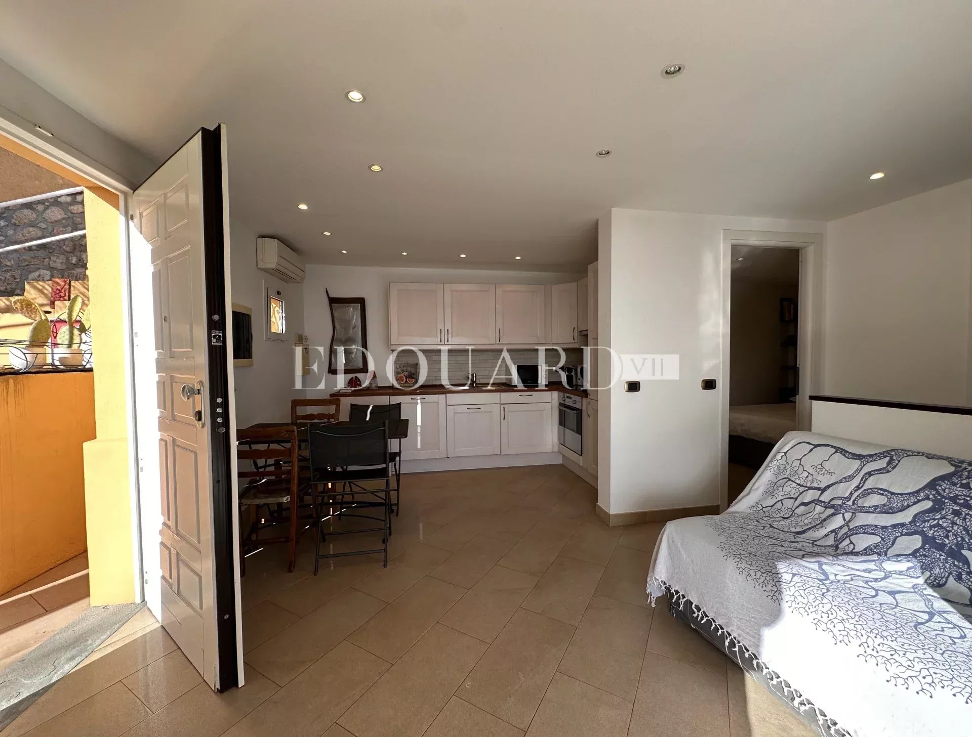 2 Bed, 1 Bath, ApartmentFor Sale, Roquebrune-Cap-Martin, Alpes-Maritimes