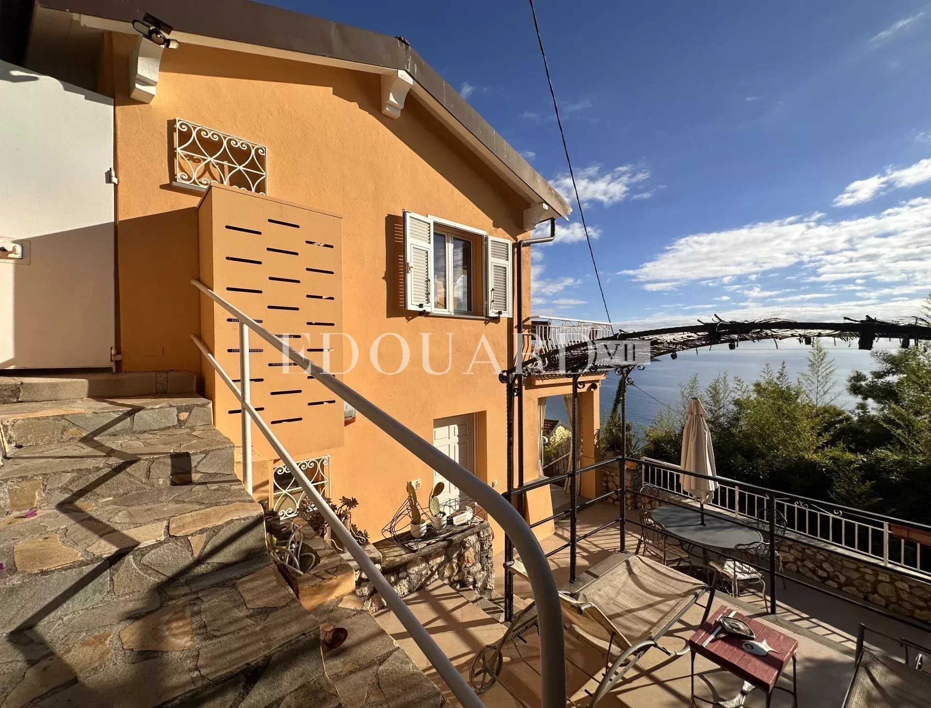 3 Bed, 2 Bath, HouseFor Sale, Roquebrune-Cap-Martin, Alpes-Maritimes