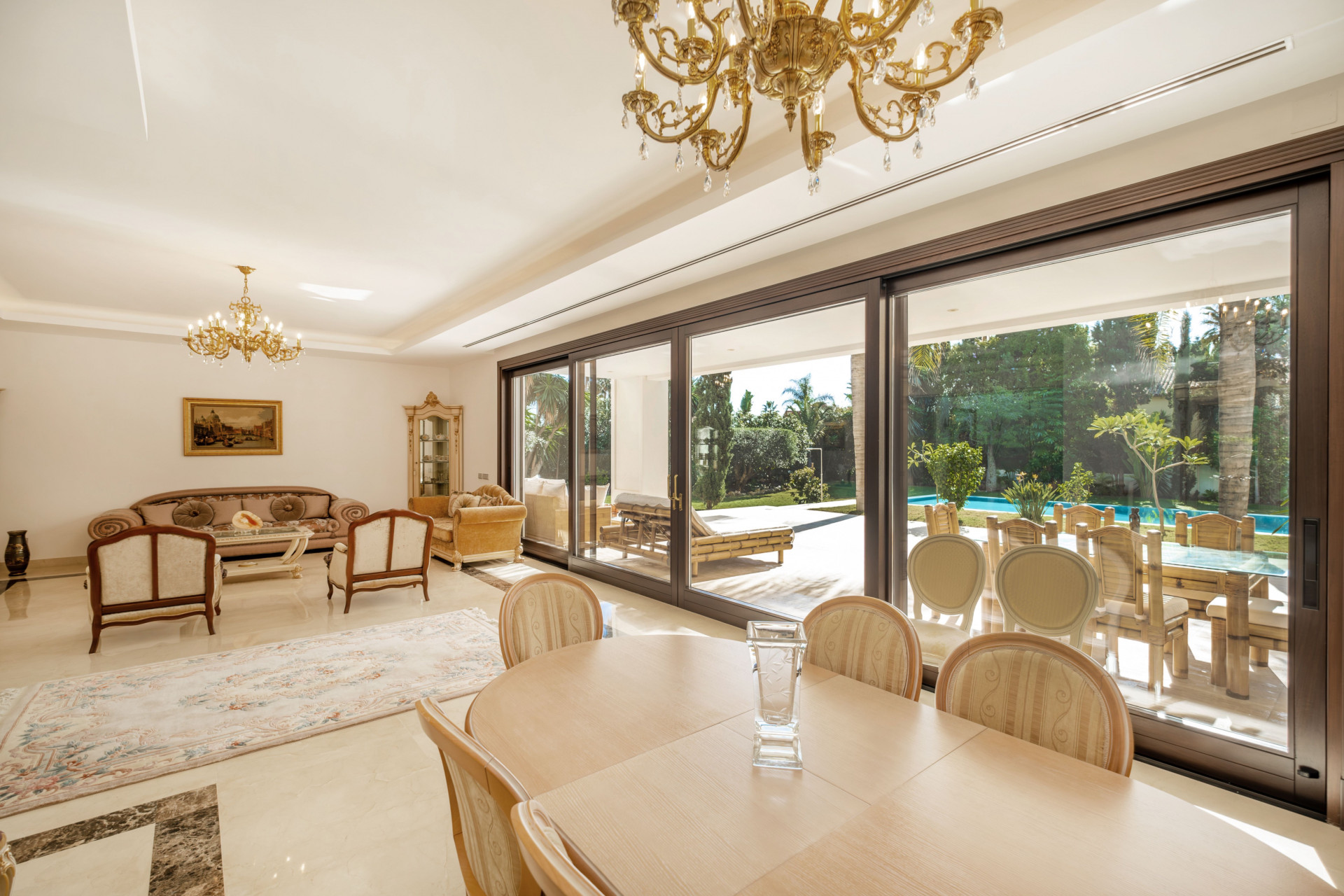 6 Bed, 8 Bath, HouseFor Sale, Estepona, Malaga