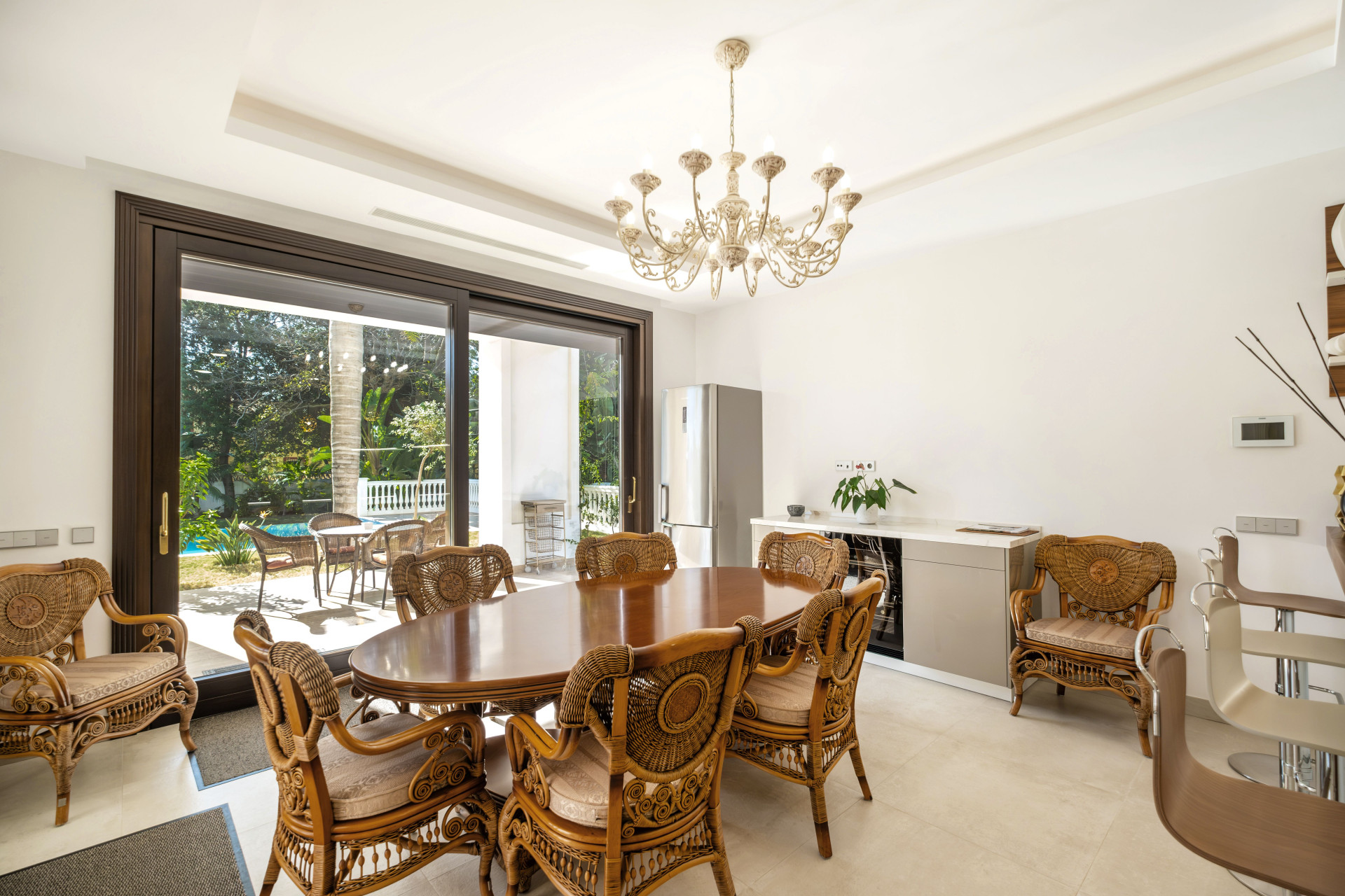 6 Bed, 8 Bath, HouseFor Sale, Estepona, Malaga