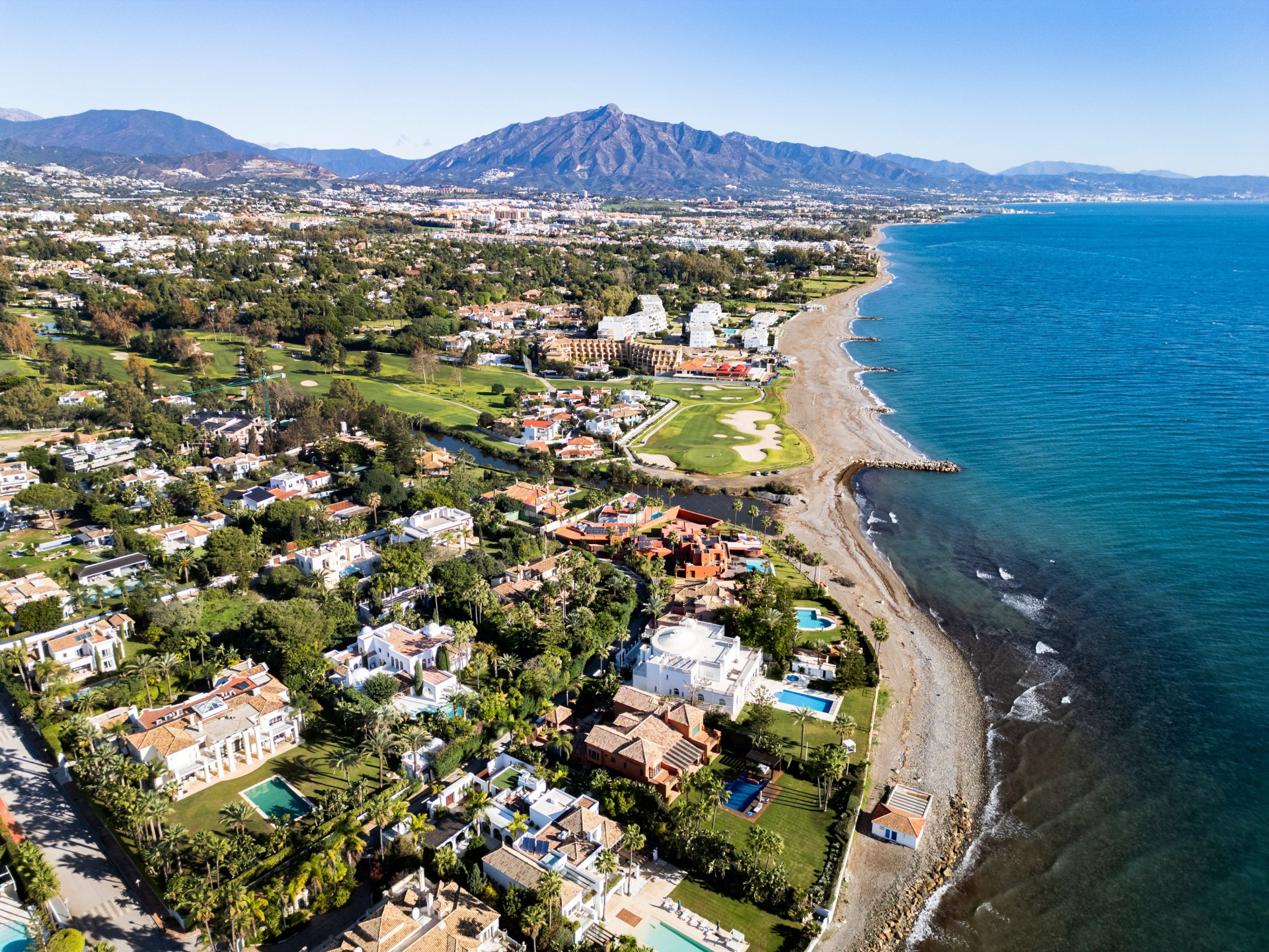 6 Bed, 8 Bath, HouseFor Sale, Estepona, Malaga