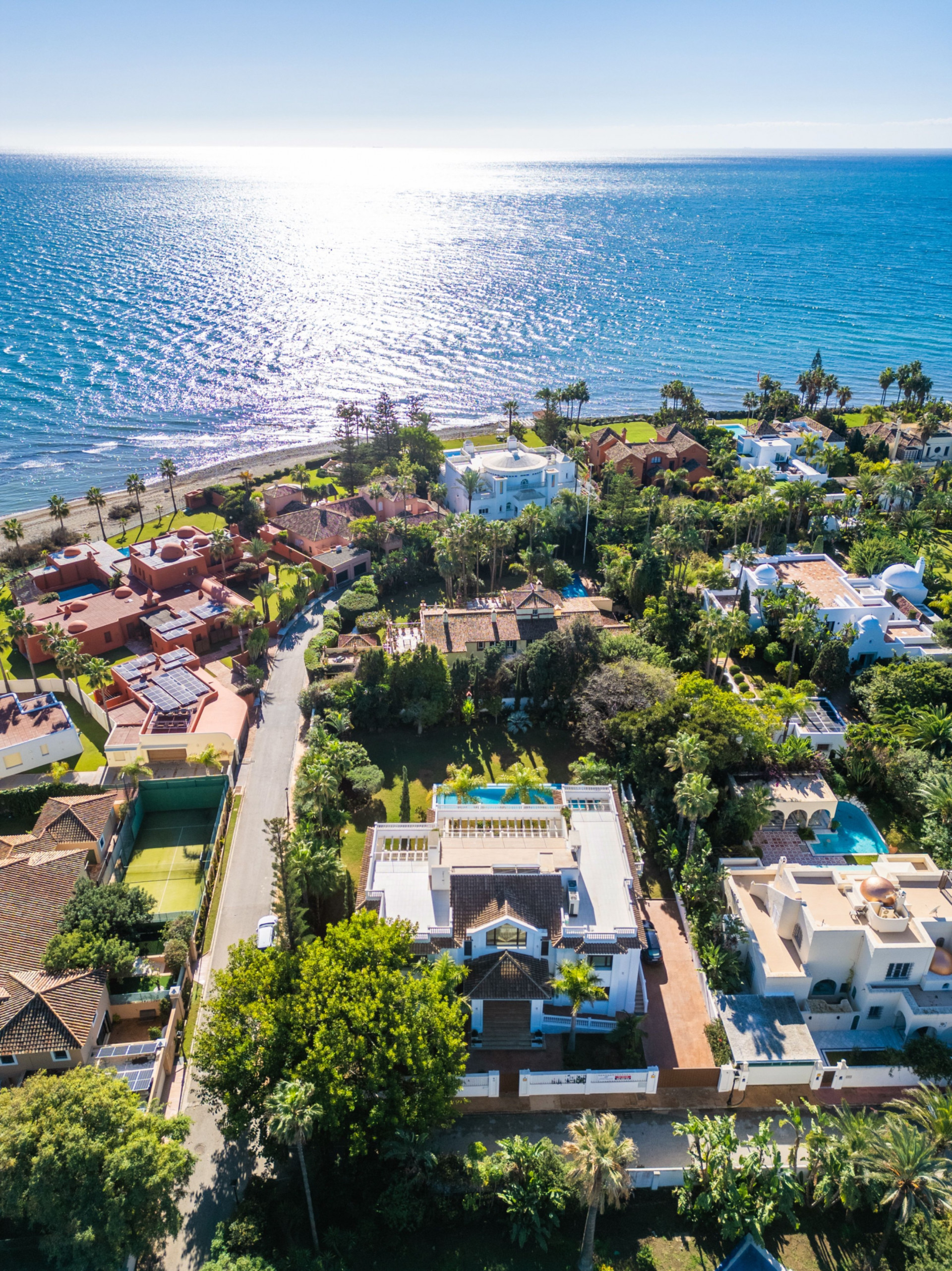 6 Bed, 8 Bath, HouseFor Sale, Estepona, Malaga