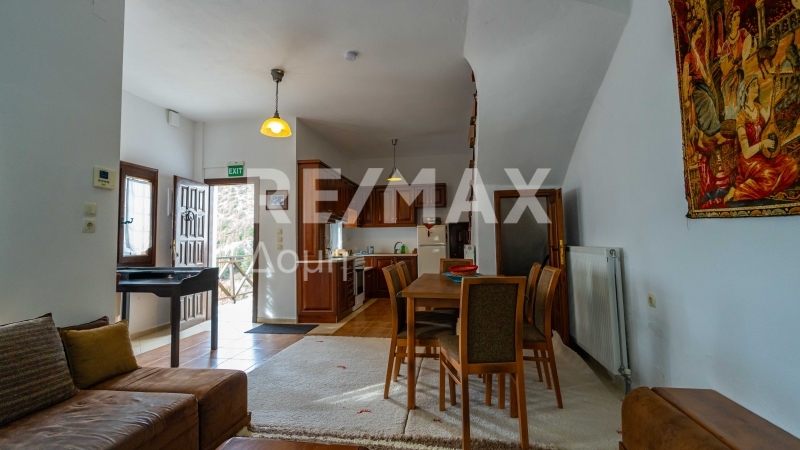 3 Bed, 3 Bath, ApartmentFor Sale, Center, Makrinitsa, Magnesia