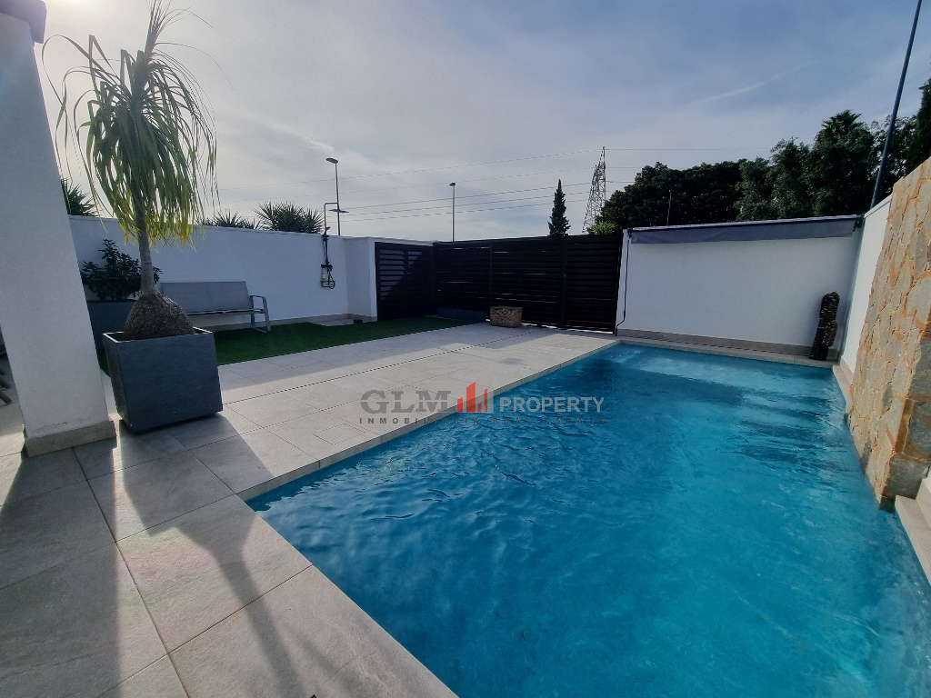 4 Bed, 2 Bath, ApartmentFor Sale, San Javier, Murcia