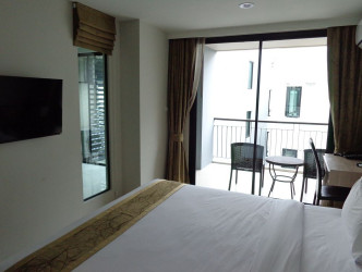 1 Bed, 1 Bath, ApartmentFor Sale, 204/1 Phrabaramee Road, Patong, Kathu, Phuket 8315, Phuket, Patong, West