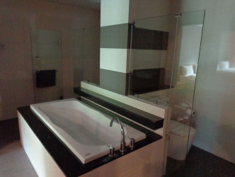 1 Bed, 1 Bath, ApartmentFor Sale, 204/1 Phrabaramee Road, Patong, Kathu, Phuket 8315, Phuket, Patong, West