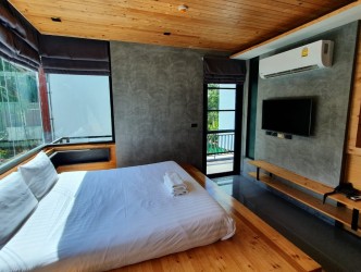 1 Bed, 1 Bath, ApartmentFor Sale, Phuket, NaiHarn, South