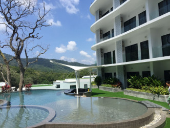 1 Bed, 1 Bath, ApartmentFor Sale, Phuket, NaiHarn, South