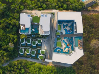 1 Bed, 1 Bath, ApartmentFor Sale, Phuket, NaiHarn, South