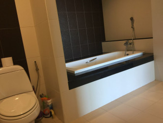 1 Bed, 1 Bath, ApartmentFor Sale, Phuket, Karon, SouthWest