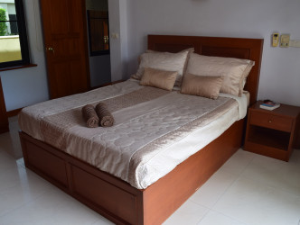 4 Bed, 3 Bath, HouseFor Sale, Phuket, NaiHarn, South