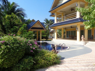 4 Bed, 4 Bath, HouseFor Sale, 76/131 Moo 2, Viset Road, Rawai Beach, Phuket 8313, Phuket, NaiHarn, South