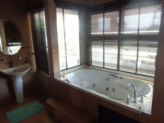 4 Bed, 4 Bath, HouseFor Sale, 76/131 Moo 2, Viset Road, Rawai Beach, Phuket 8313, Phuket, NaiHarn, South