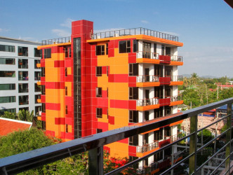 1 Bed, 1 Bath, ApartmentFor Sale, Phuket, NaiHarn, South