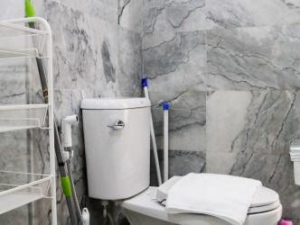 1 Bed, 1 Bath, ApartmentFor Sale, Phuket, NaiHarn, South