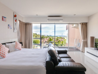 1 Bed, 1 Bath, ApartmentFor Sale, Phuket, Karon, SouthWest