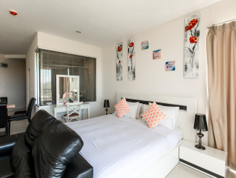 1 Bed, 1 Bath, ApartmentFor Sale, Phuket, Karon, SouthWest