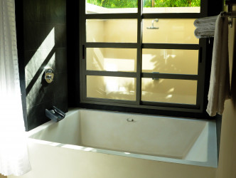 4 Bed, 4 Bath, HouseFor Sale, 110/111 Moo 3 Srisoonthorn Rd. Surin Soi 8 T.Cher, Phuket, BangTao, NorthWest