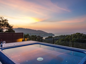 3 Bed, 3 Bath, ApartmentFor Sale, Phuket, Patong, West