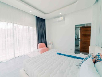 4 Bed, 6 Bath, HouseFor Sale, Phuket, NaiHarn, South