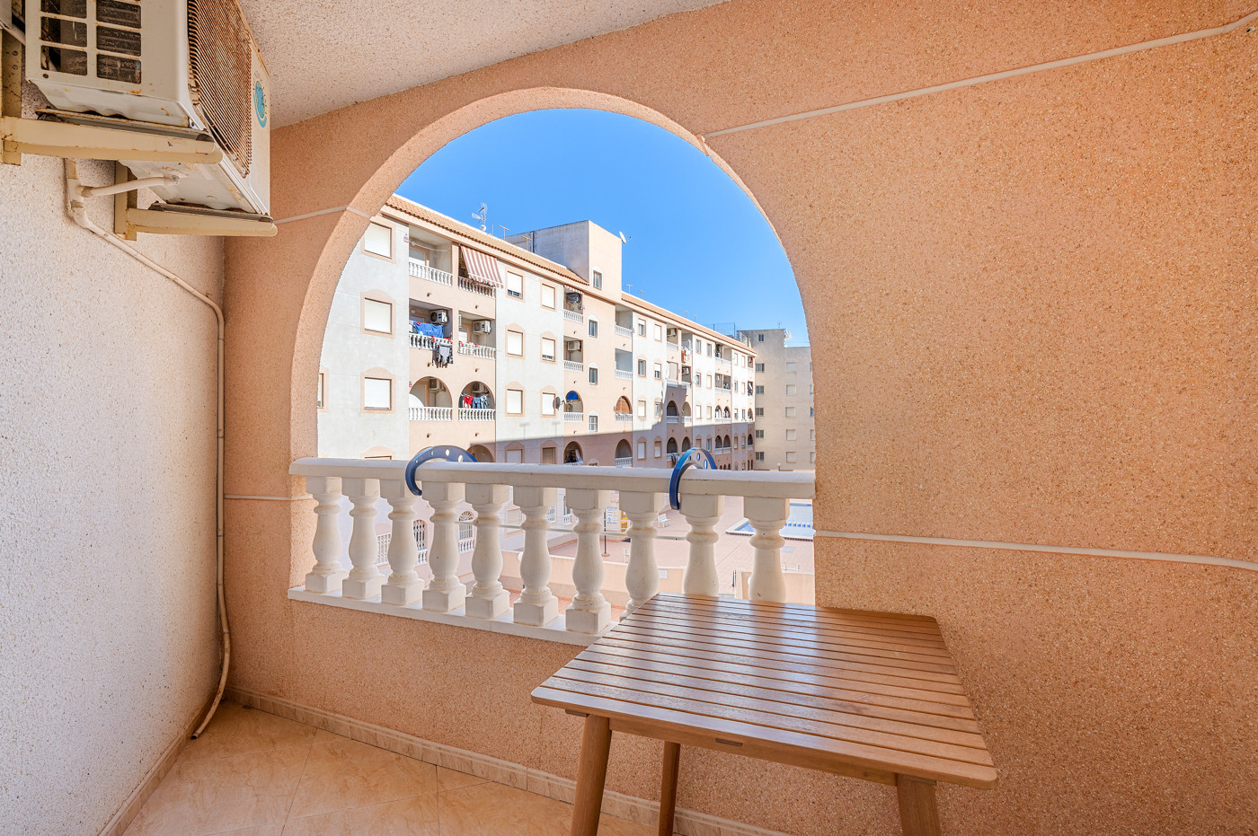3 Bed, 2 Bath, ApartmentFor Sale, Torrevieja, Alicante