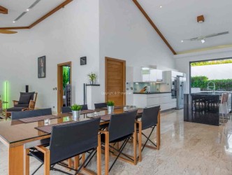 5 Bed, 4 Bath, HouseFor Sale, Phuket, Rawai, South