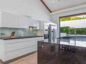 5 Bed, 4 Bath, HouseFor Sale, Phuket, Rawai, South