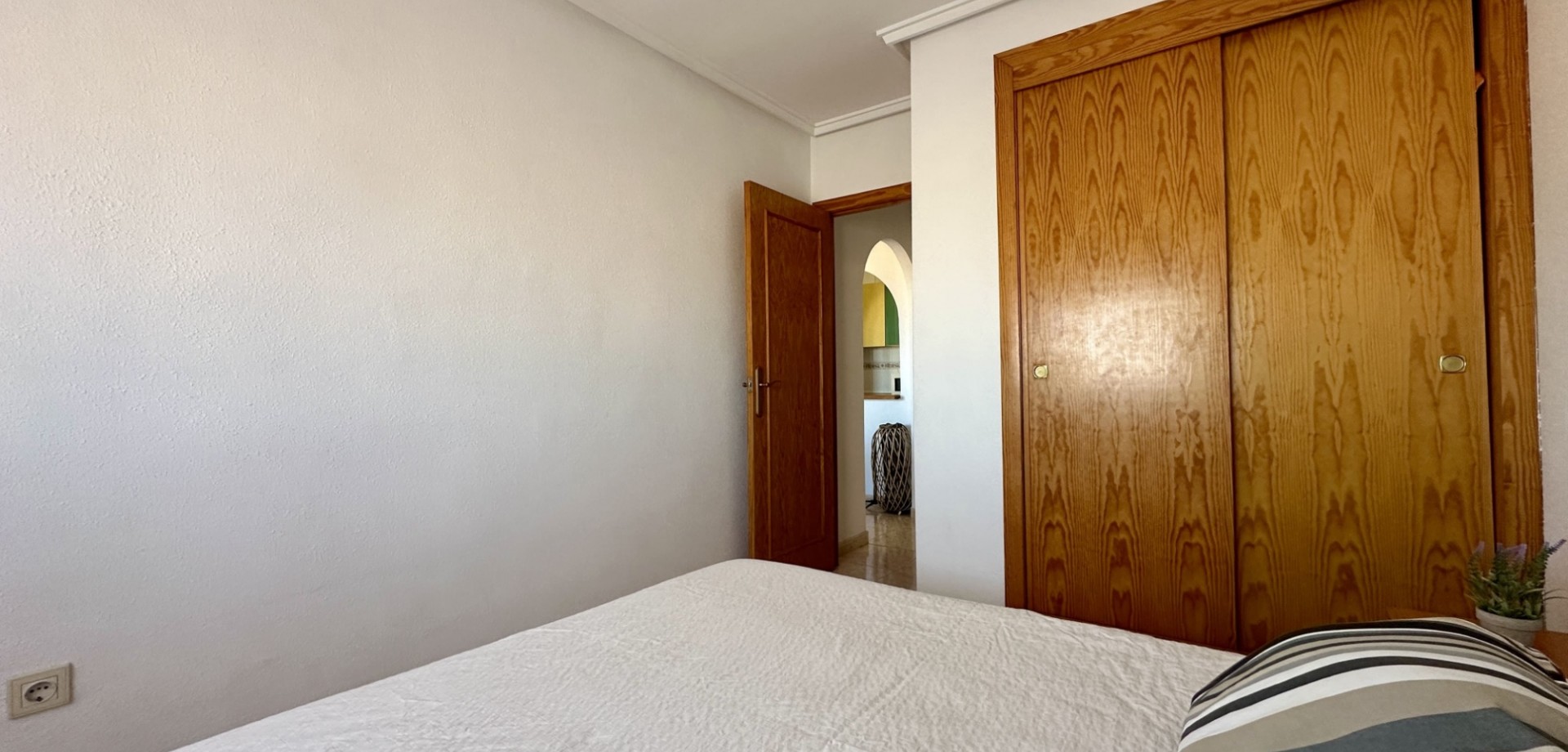2 Bed, 1 Bath, ApartmentFor Sale, Torrevieja, Alicante