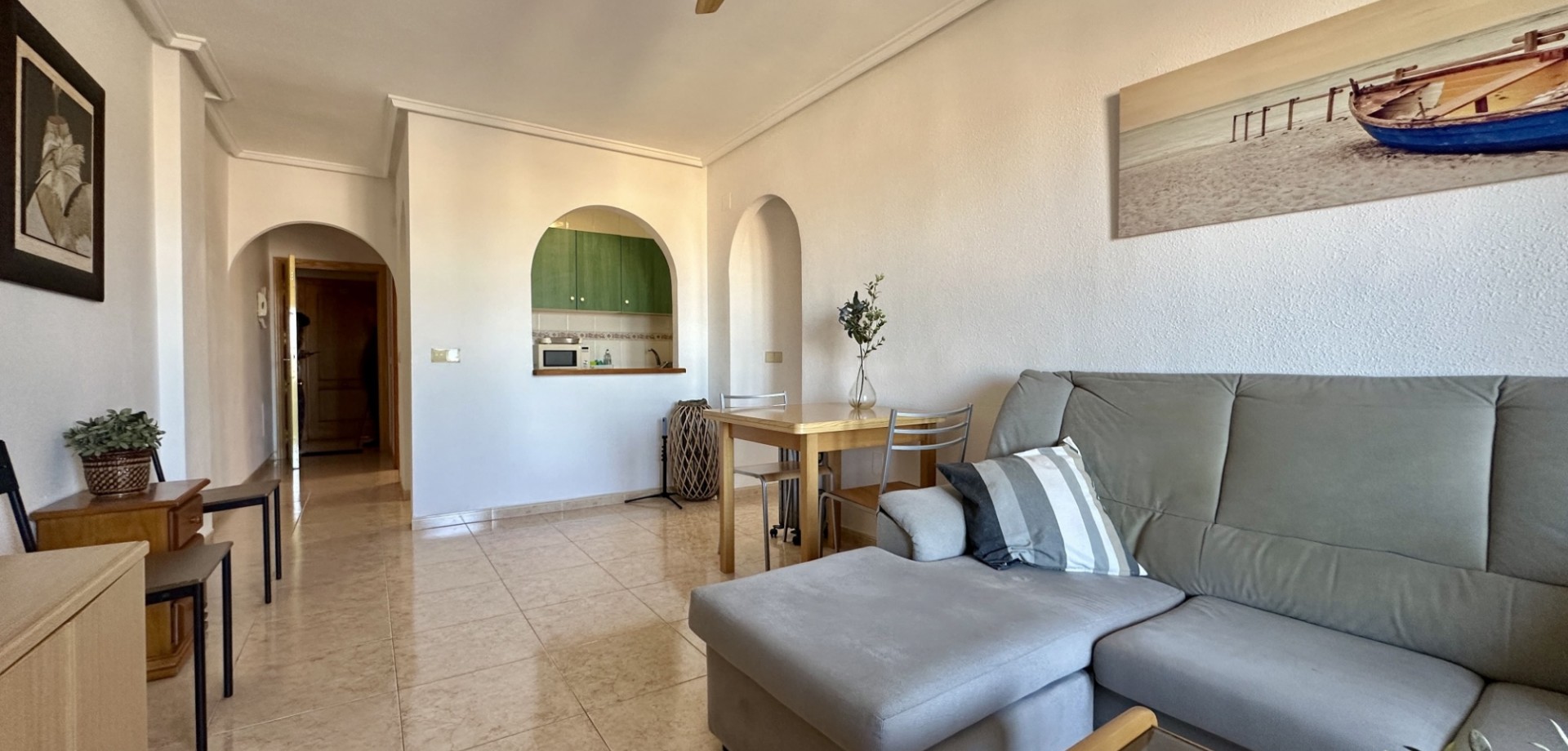 2 Bed, 1 Bath, ApartmentFor Sale, Torrevieja, Alicante
