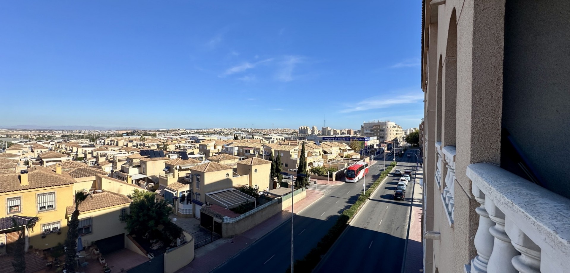 2 Bed, 1 Bath, ApartmentFor Sale, Torrevieja, Alicante