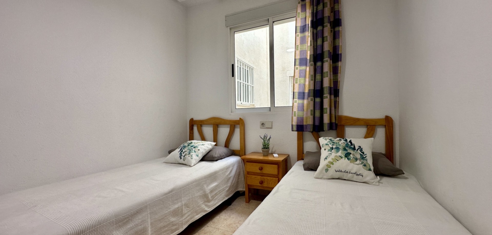 2 Bed, 1 Bath, ApartmentFor Sale, Torrevieja, Alicante