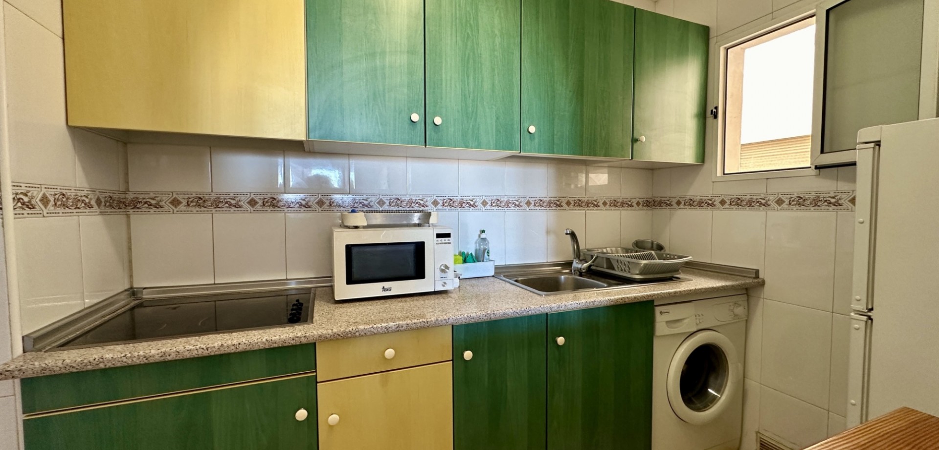 2 Bed, 1 Bath, ApartmentFor Sale, Torrevieja, Alicante