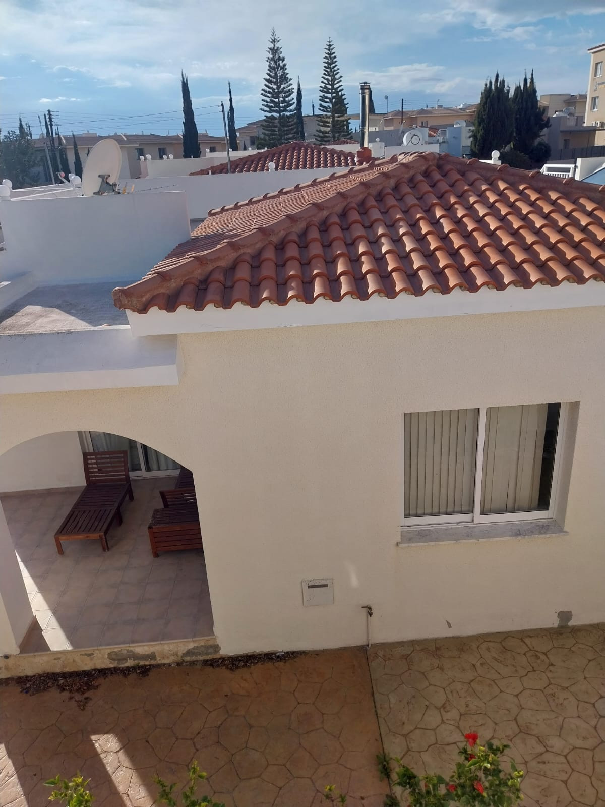 3 Bed, 2 Bath, HouseFor Sale, Universal, Paphos