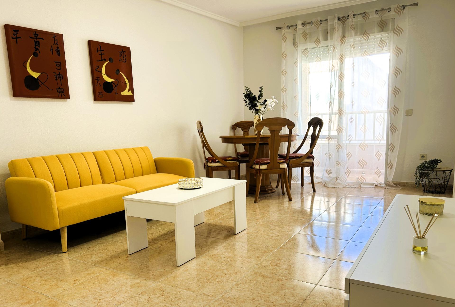 2 Bed, 1 Bath, ApartmentFor Sale, Torrevieja, Alicante