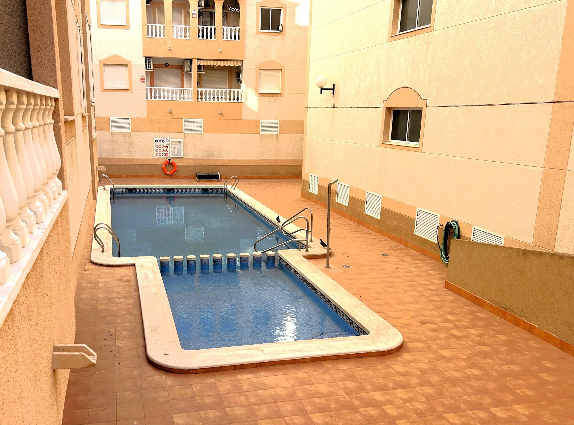 2 Bed, 1 Bath, ApartmentFor Sale, Torrevieja, Alicante