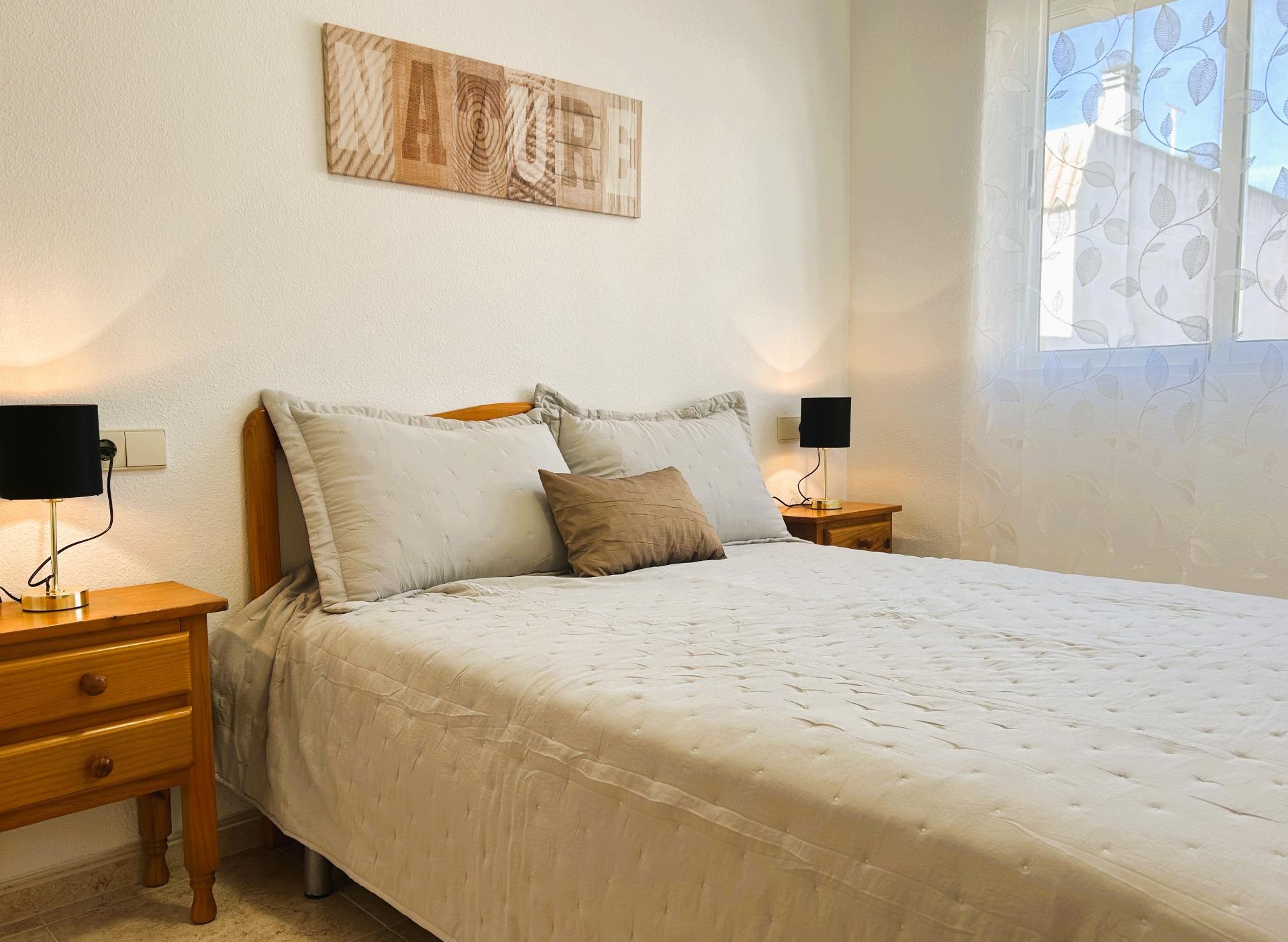 2 Bed, 1 Bath, ApartmentFor Sale, Torrevieja, Alicante