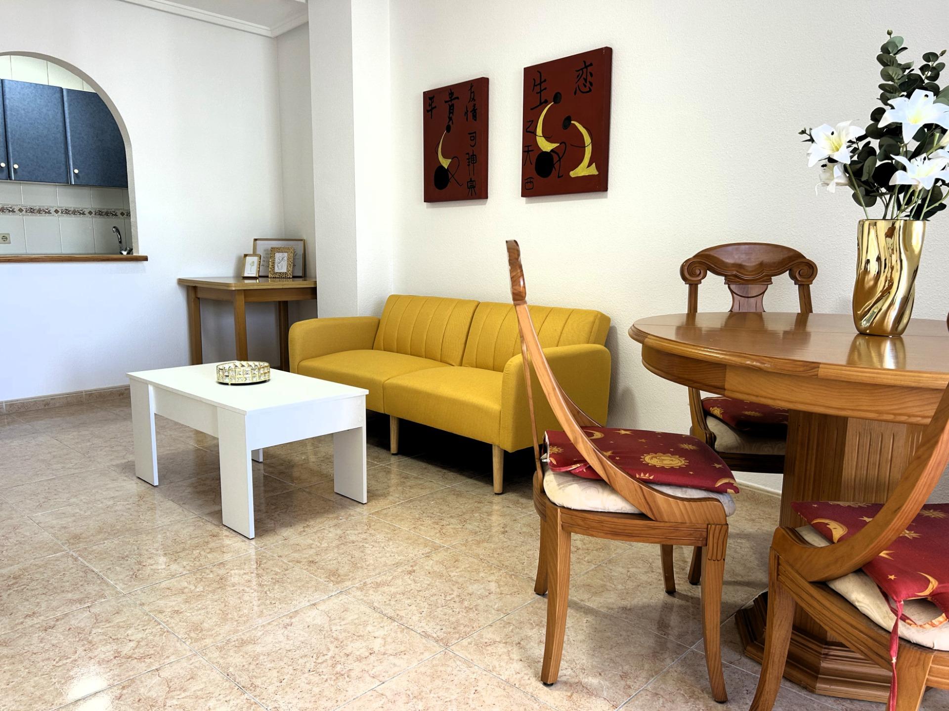 2 Bed, 1 Bath, ApartmentFor Sale, Torrevieja, Alicante