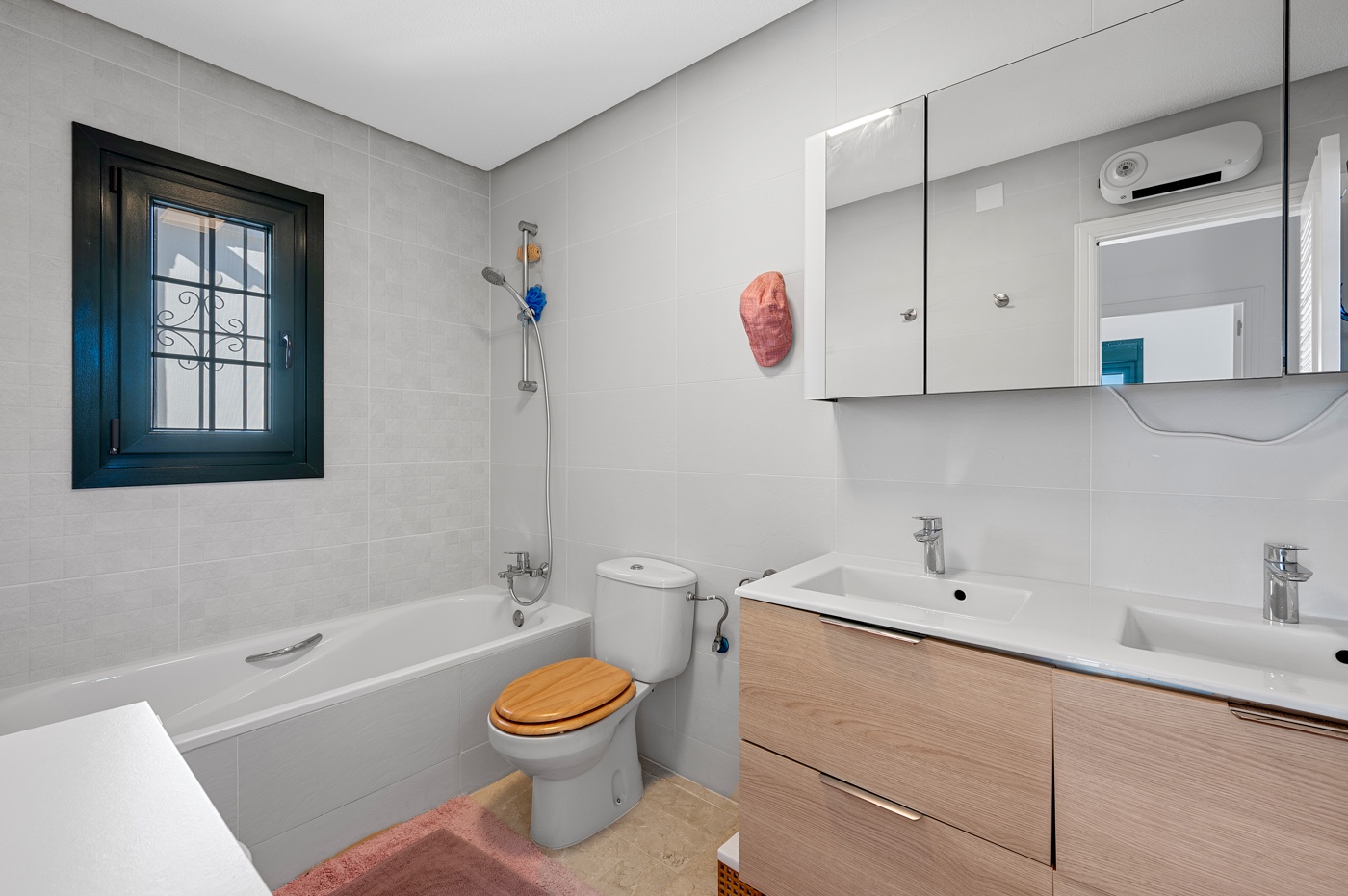 3 Bed, 2 Bath, HouseFor Sale, Orihuela Costa, Alicante